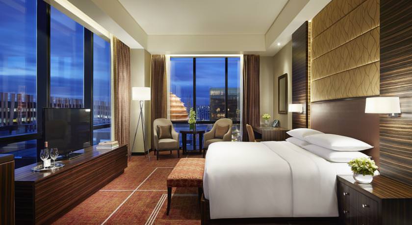 Ultimate List of the Best Luxury Hotels in Metro Manila 26