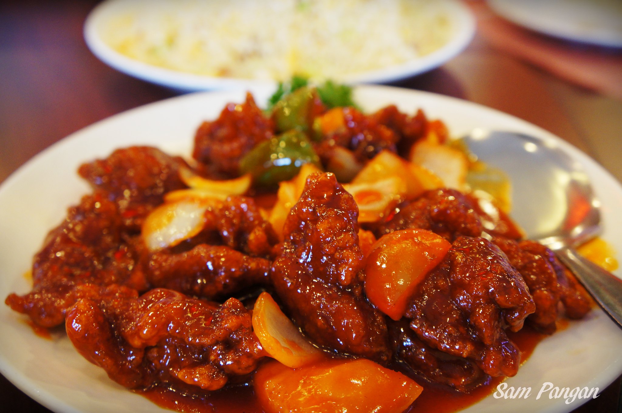 10 Must Try Food and Drinks in Hong Kong