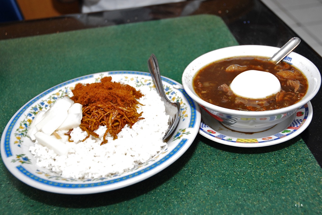 15 Indonesian Authentic Dishes Recommended by Locals