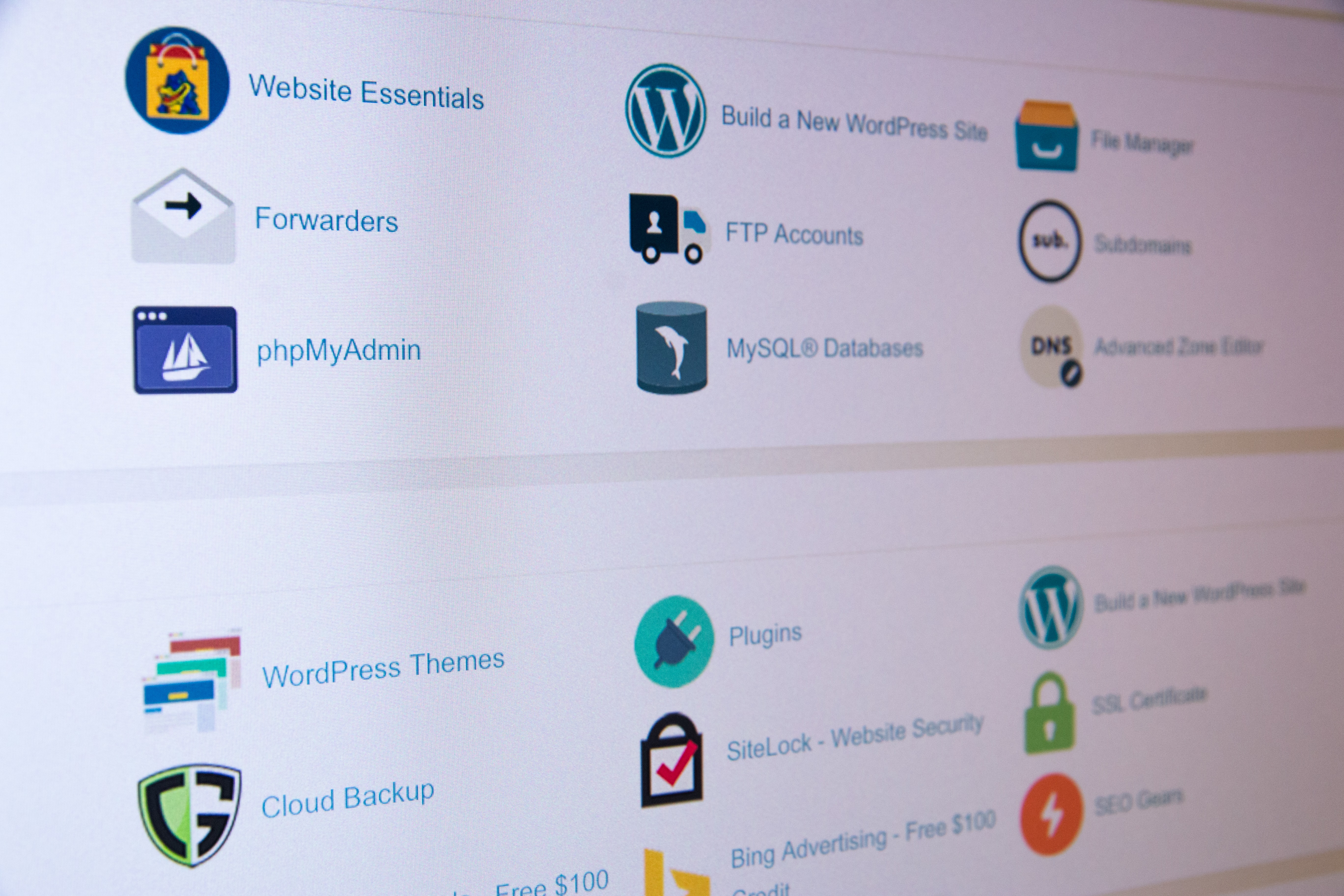 Websites, Tools, and Online Apps for Digital Nomads for Remote Work