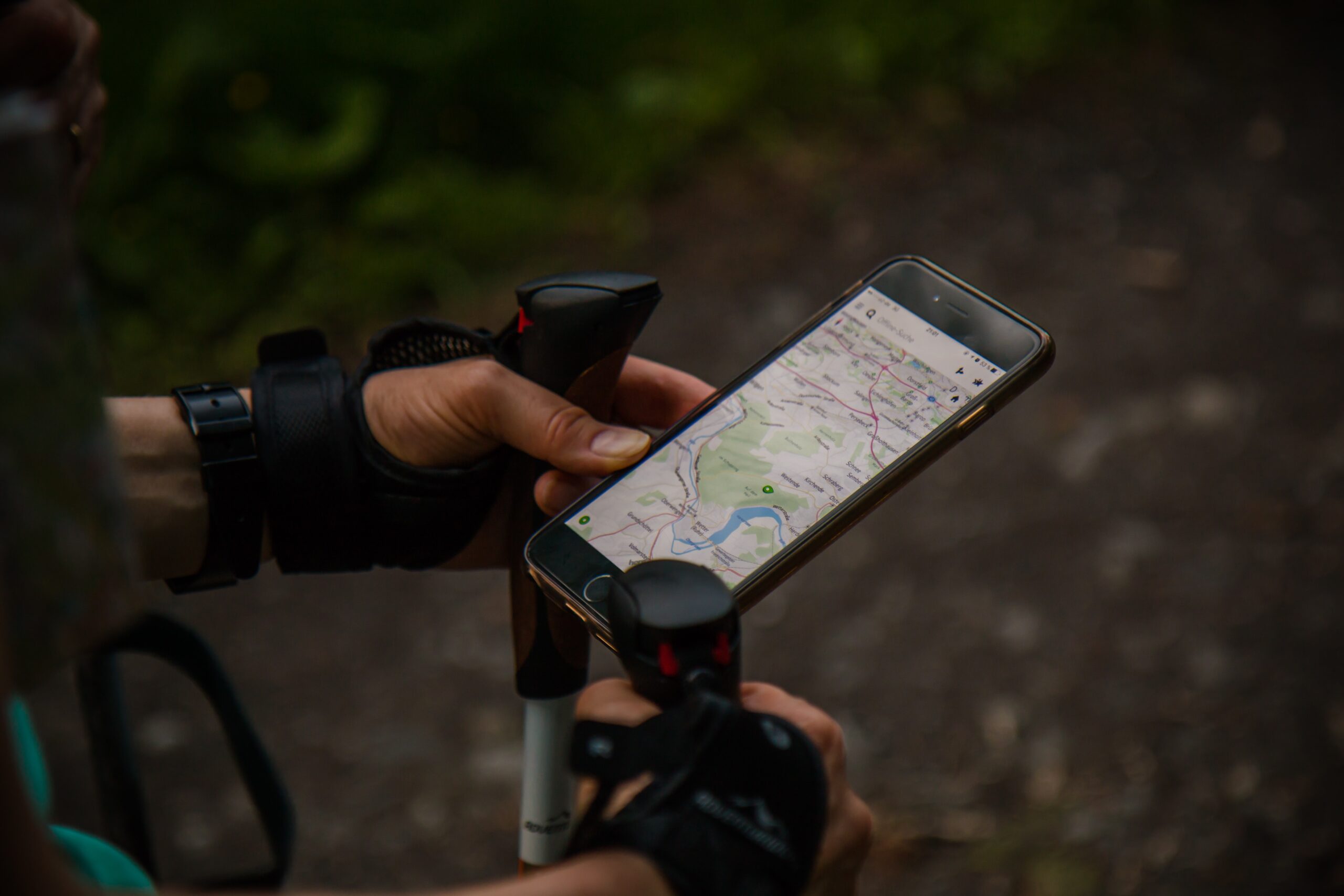 Travel Tip 101 The Amazing Benefits of Traveling Using An eSIM