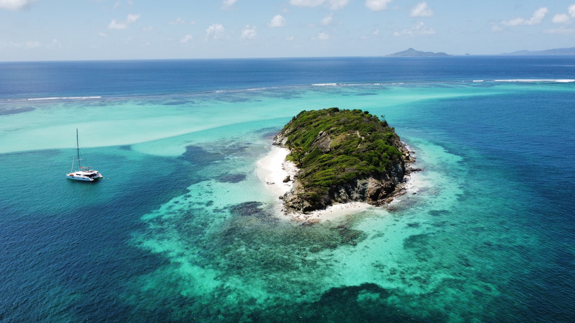 A Guide to the Best Sailing Route Round the Grenadines