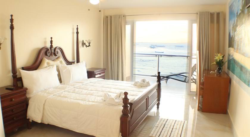budget hotels in Puerto Galera