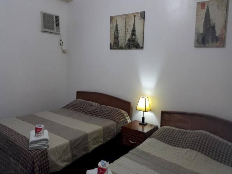 budget hotels in Puerto Galera
