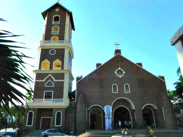30 Beautiful Churches in the Philippines