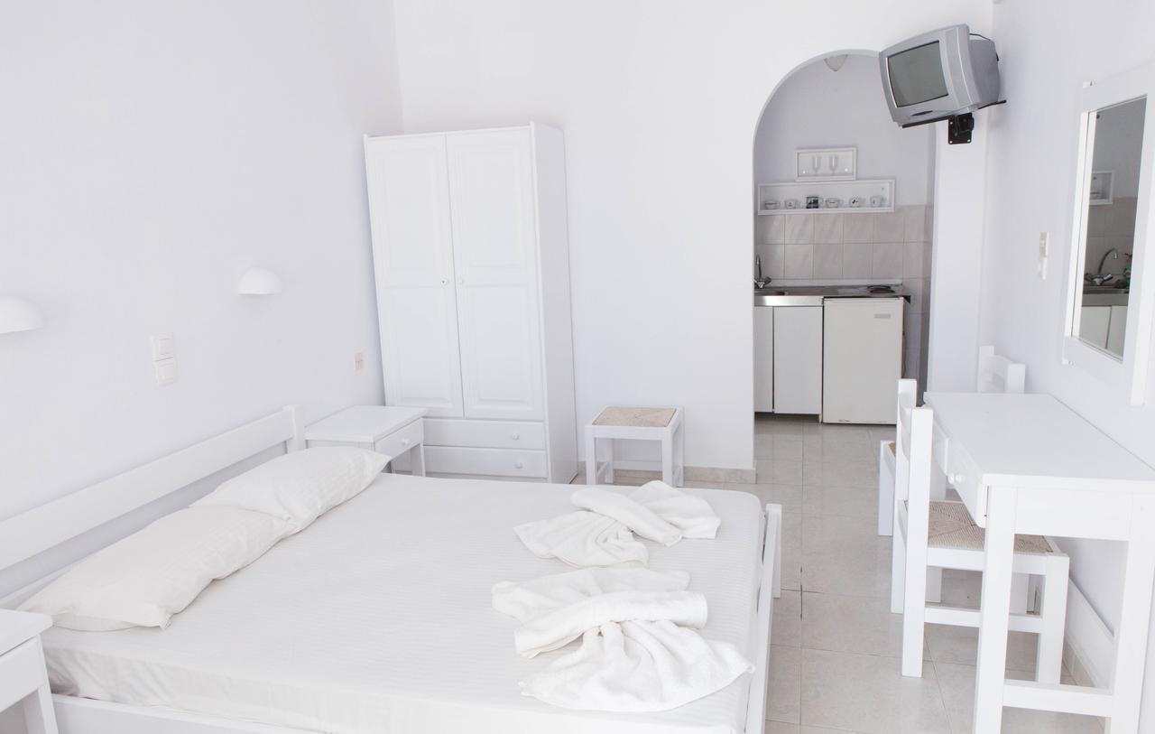 10 Best Things to do in Antiparos, Greece
